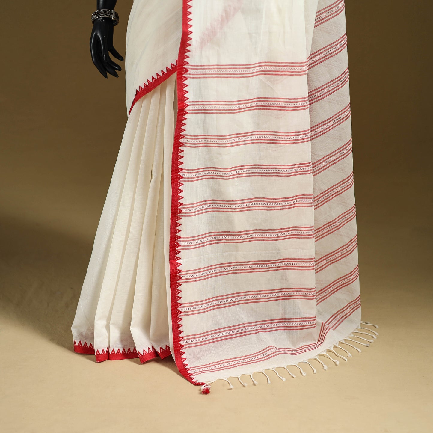 Bengal Handwoven Cotton Begumpuri Saree 13