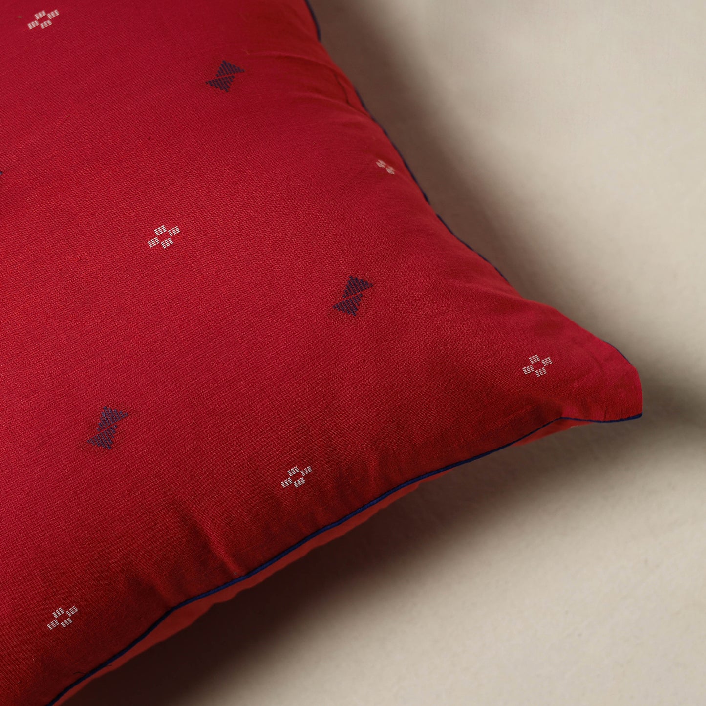 Jacquard Weave Cushion Cover 36
