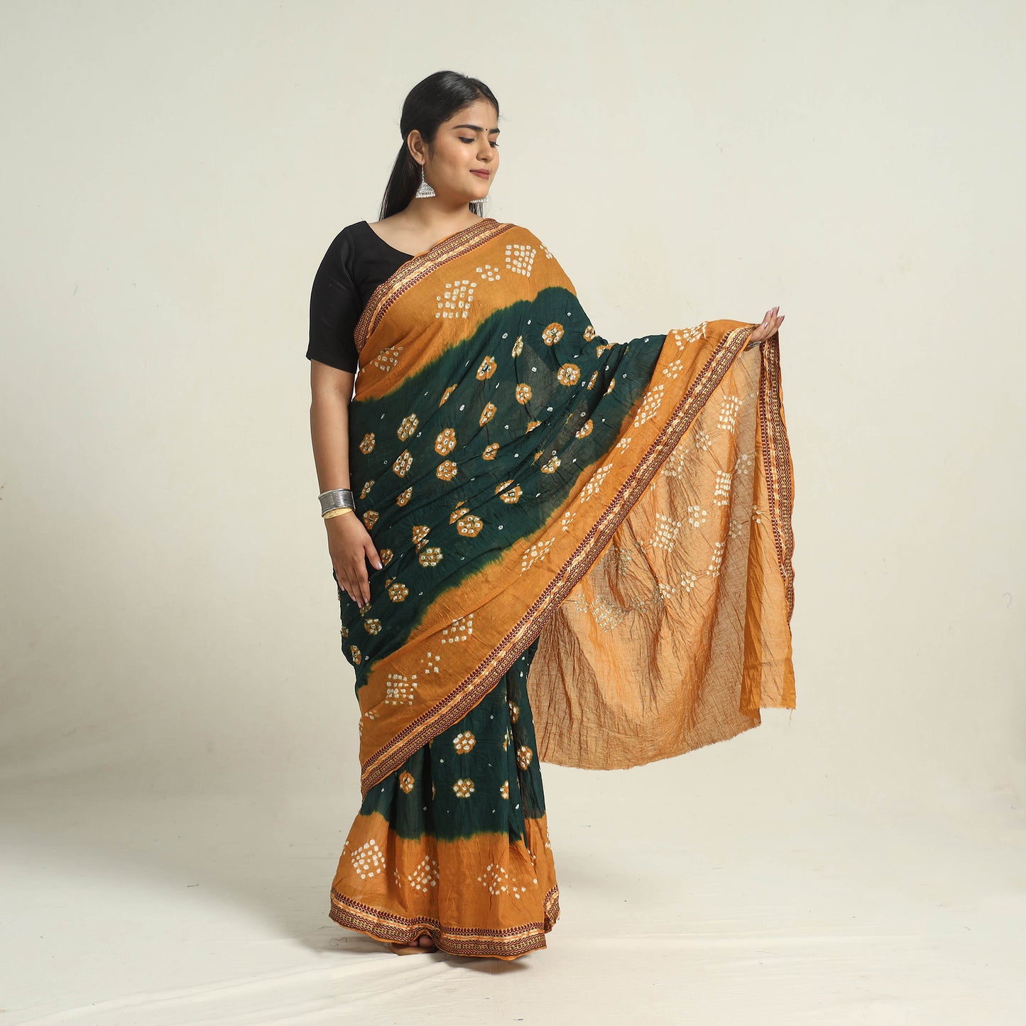 Bandhani Saree