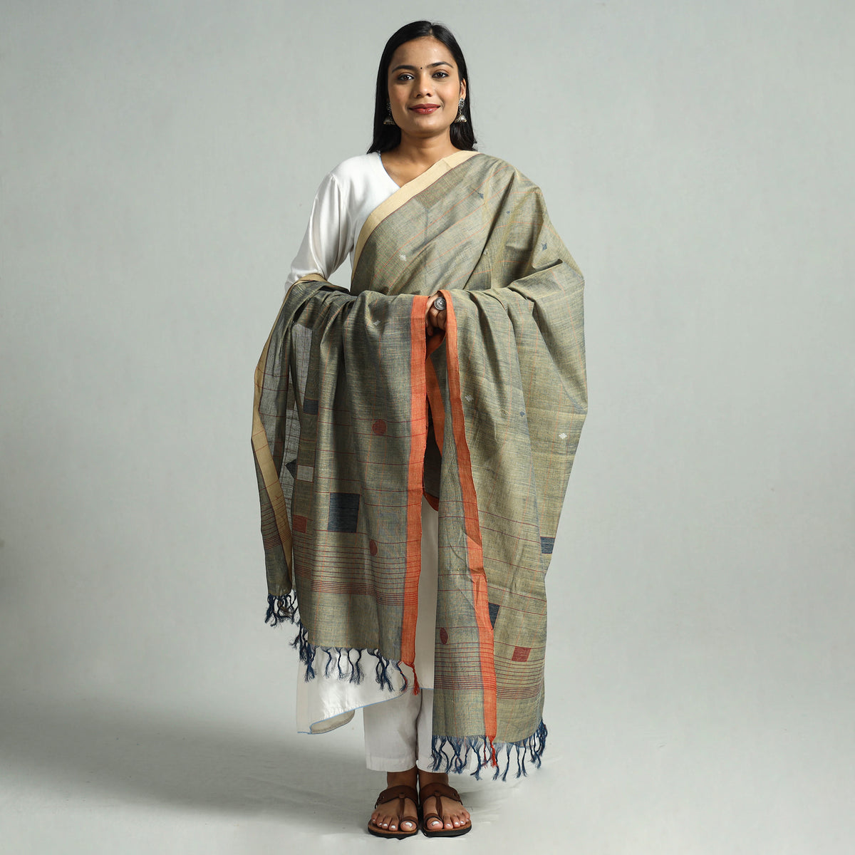 Green - Godavari Jamdani Buti Handloom Handspun Cotton Dupatta with Tassels 07