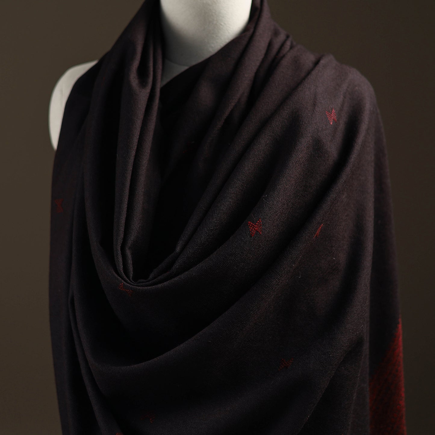 Kutch Bhujodi Handwoven Merino Wool Dhabla Shawl 31