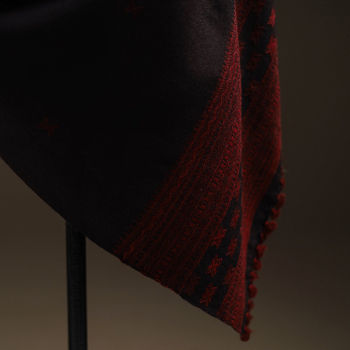 Kutch Bhujodi Handwoven Merino Wool Dhabla Shawl 31