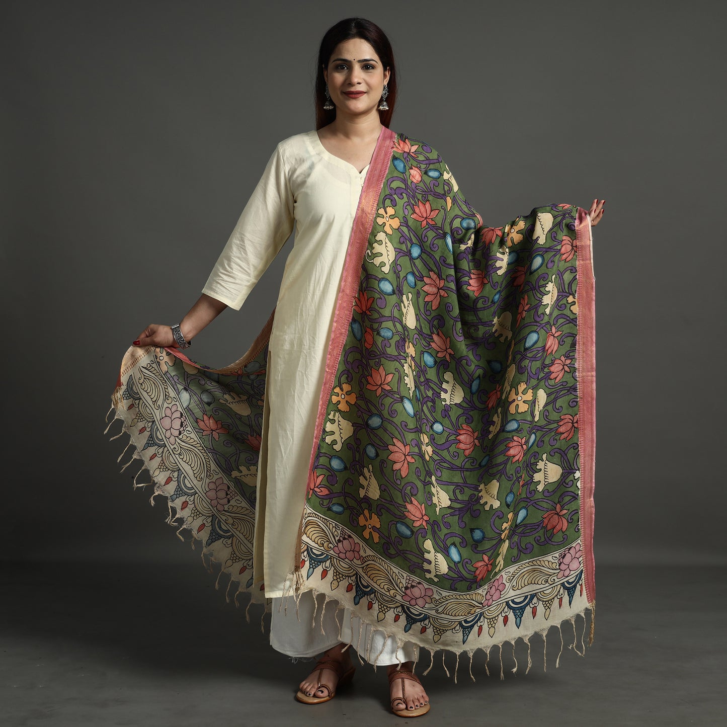 Kalamkari Handpainted Dupatta