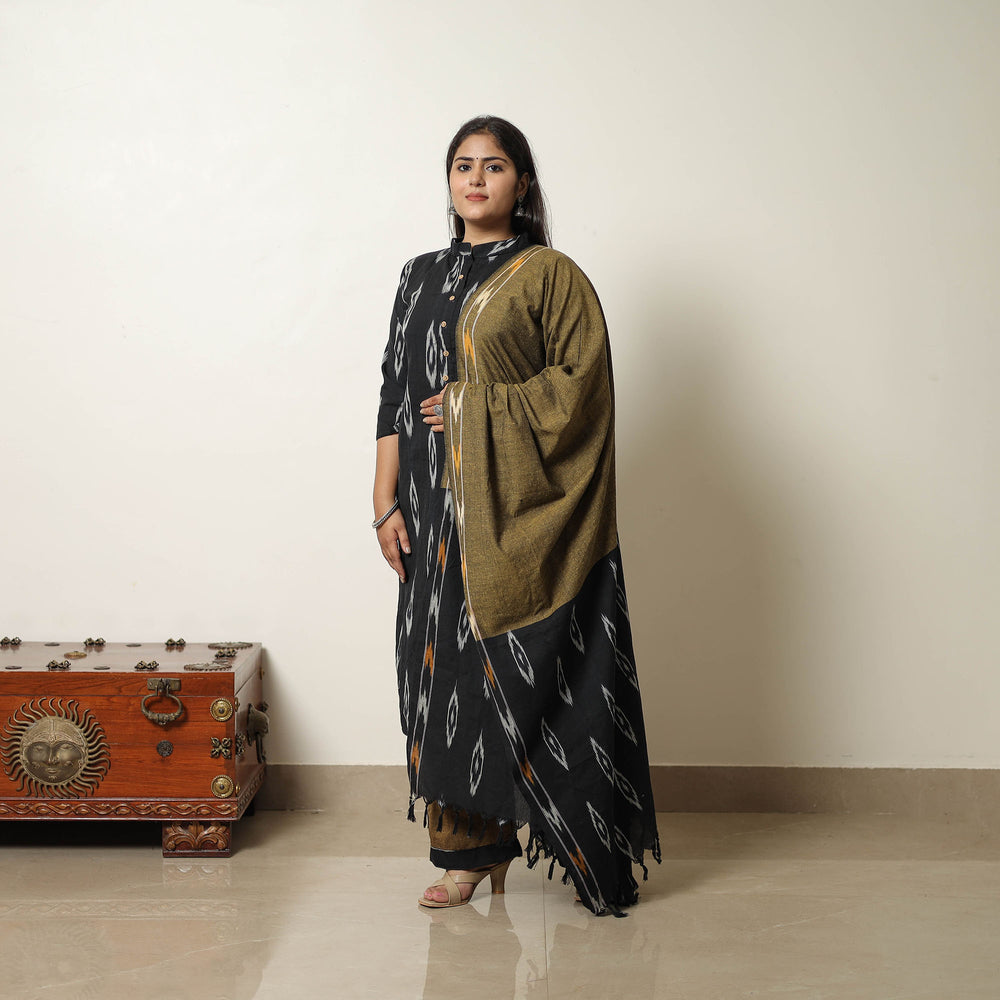 Black - Handloom Cotton Pochampally Ikat Kurta Set 18