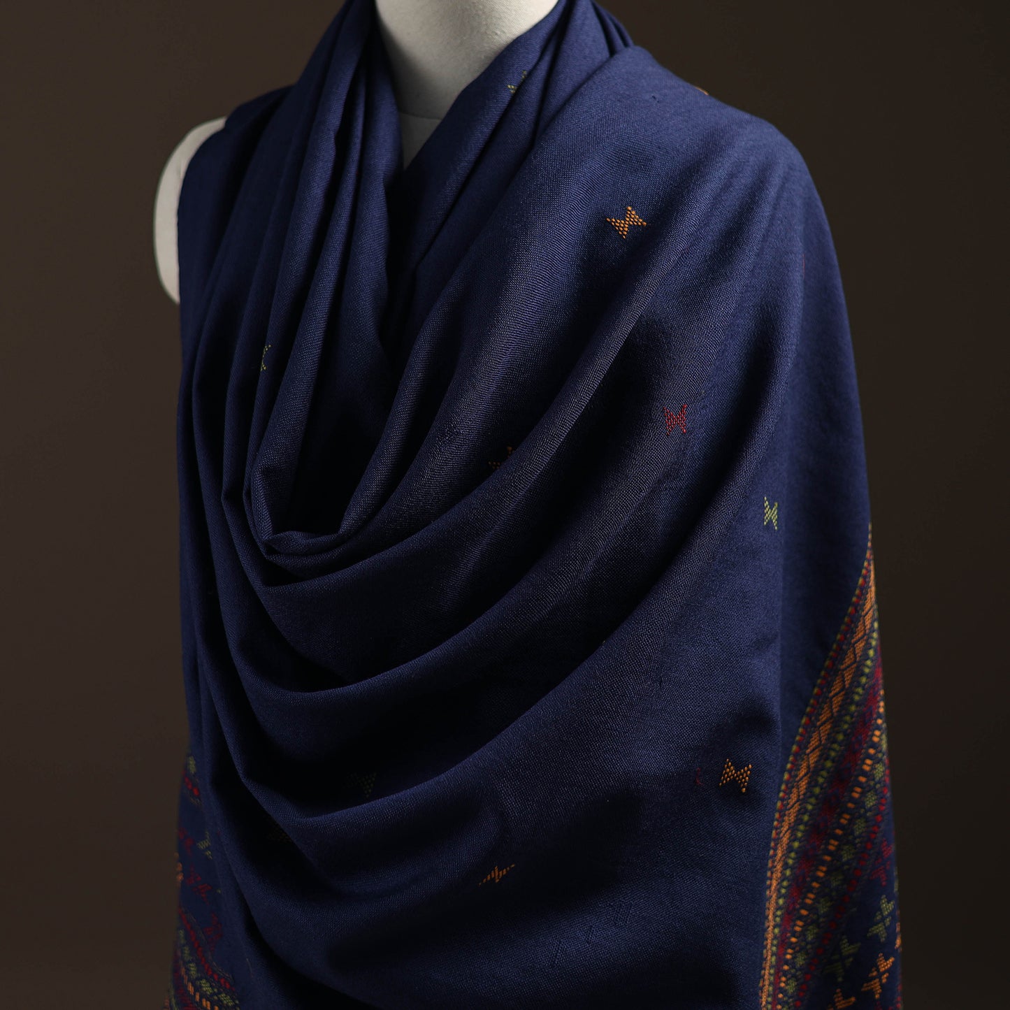 Kutch Bhujodi Handwoven Merino Wool Dhabla Shawl 32
