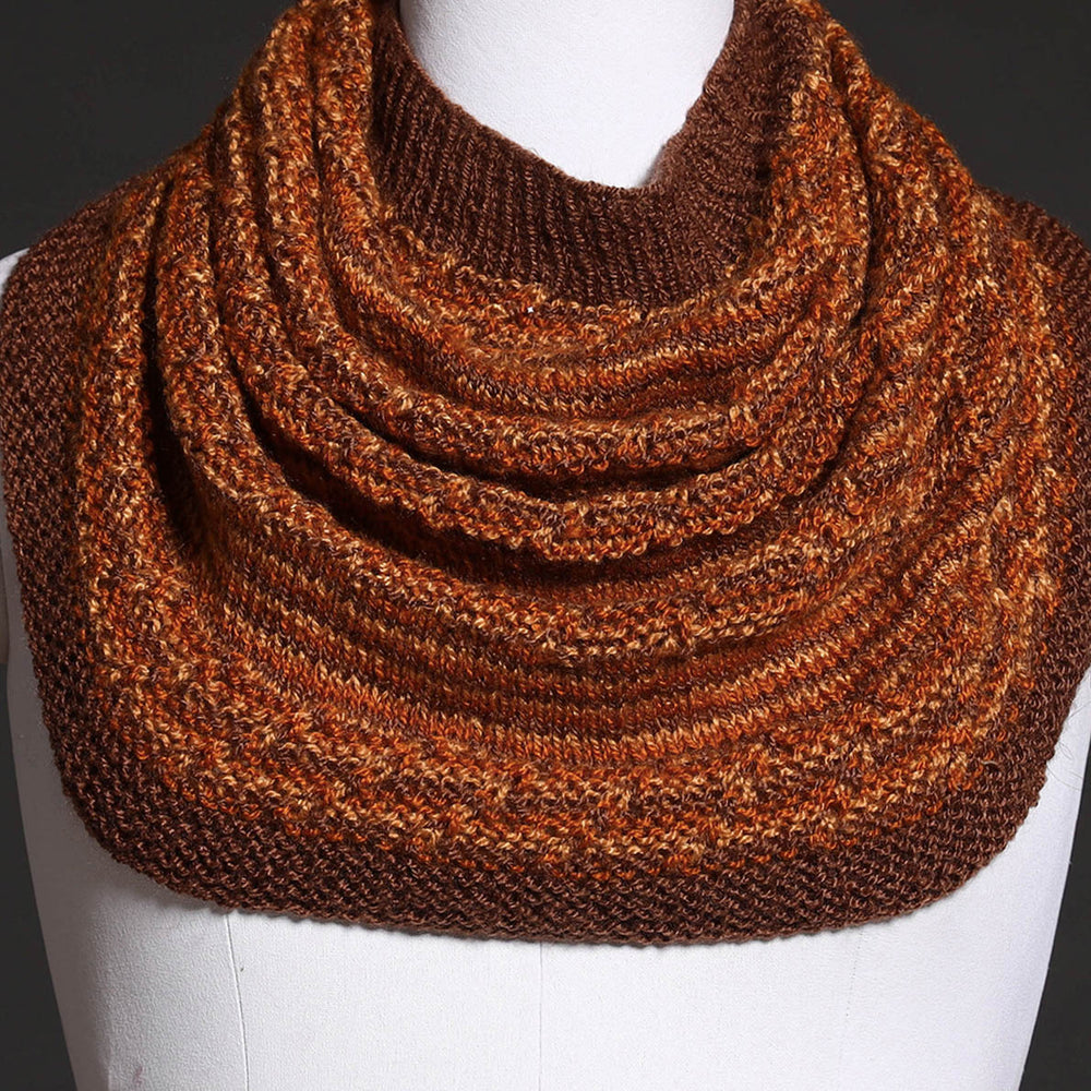 woolen cowl 