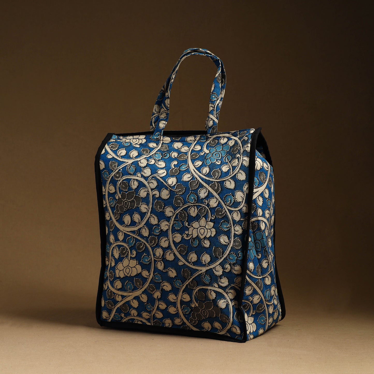 Buy Handcrafted Shopping Hand Bags Online in India