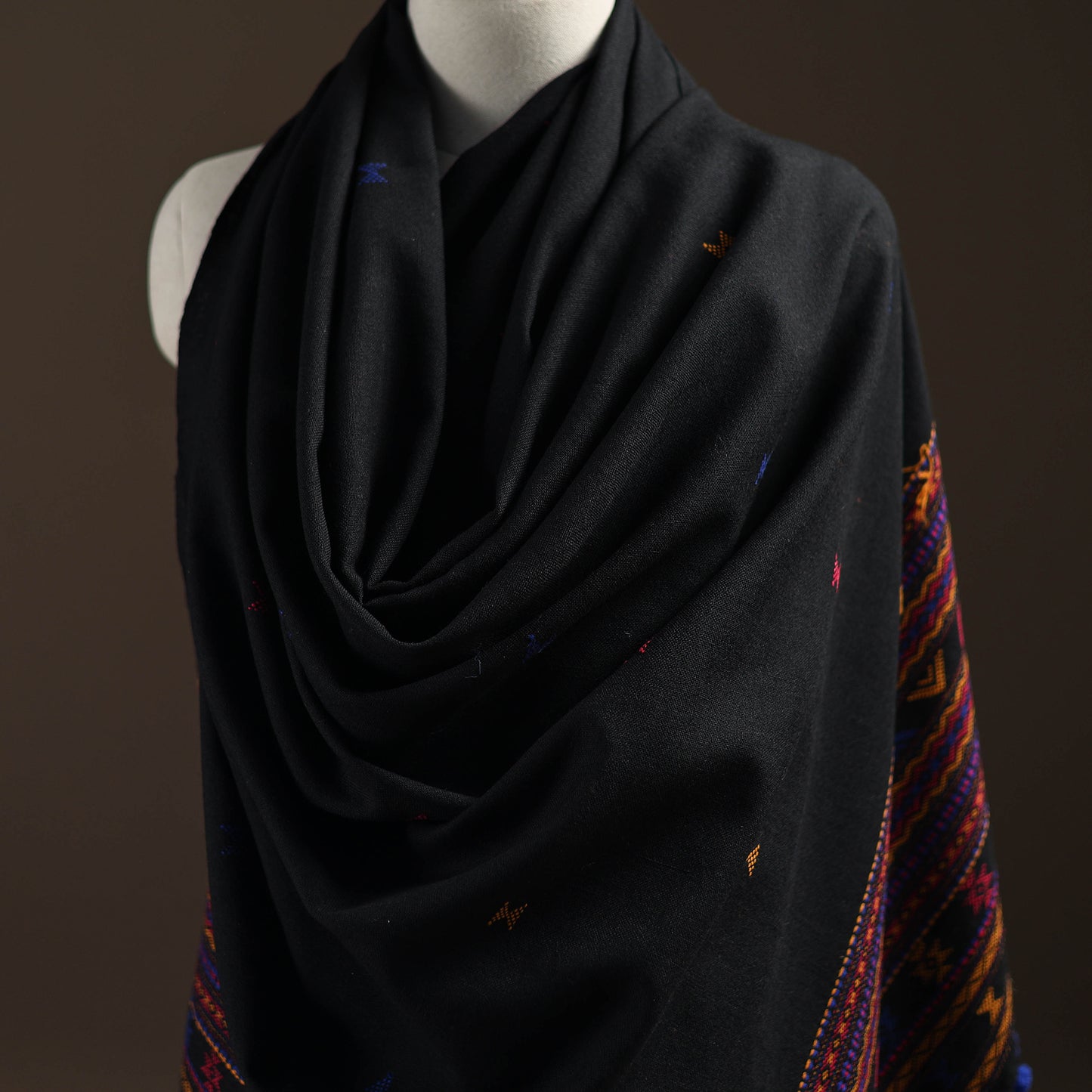 Kutch Bhujodi Handwoven Merino Wool Dhabla Shawl 34