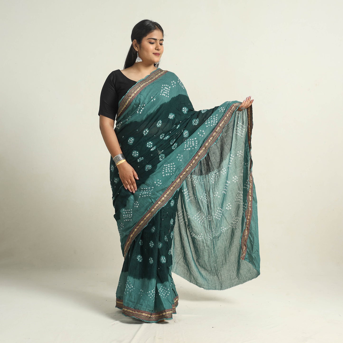 Bandhani Saree