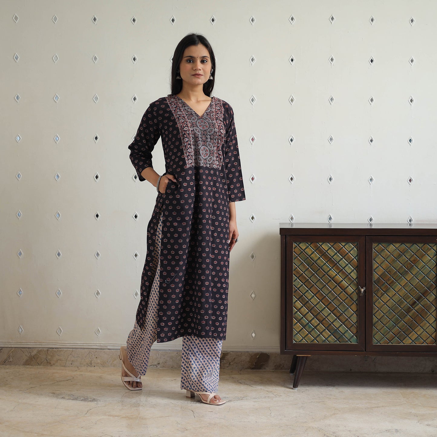 Block Printed Cotton Ajrakh Kurta Set 08