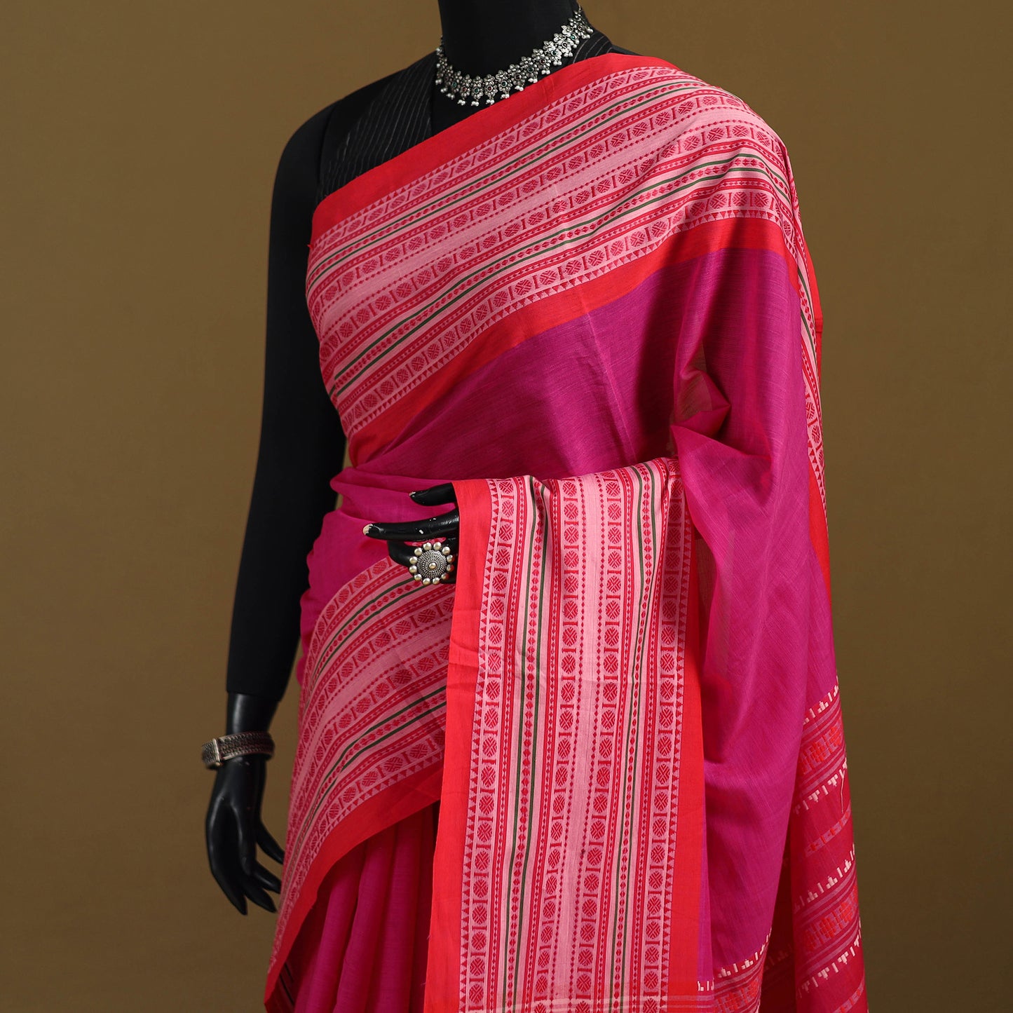 Bengal Handwoven Cotton Begumpuri Saree 19