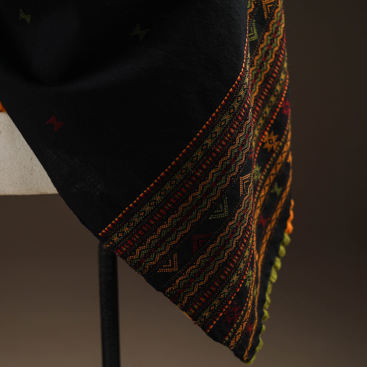 Kutch Bhujodi Handwoven Merino Wool Dhabla Shawl 36