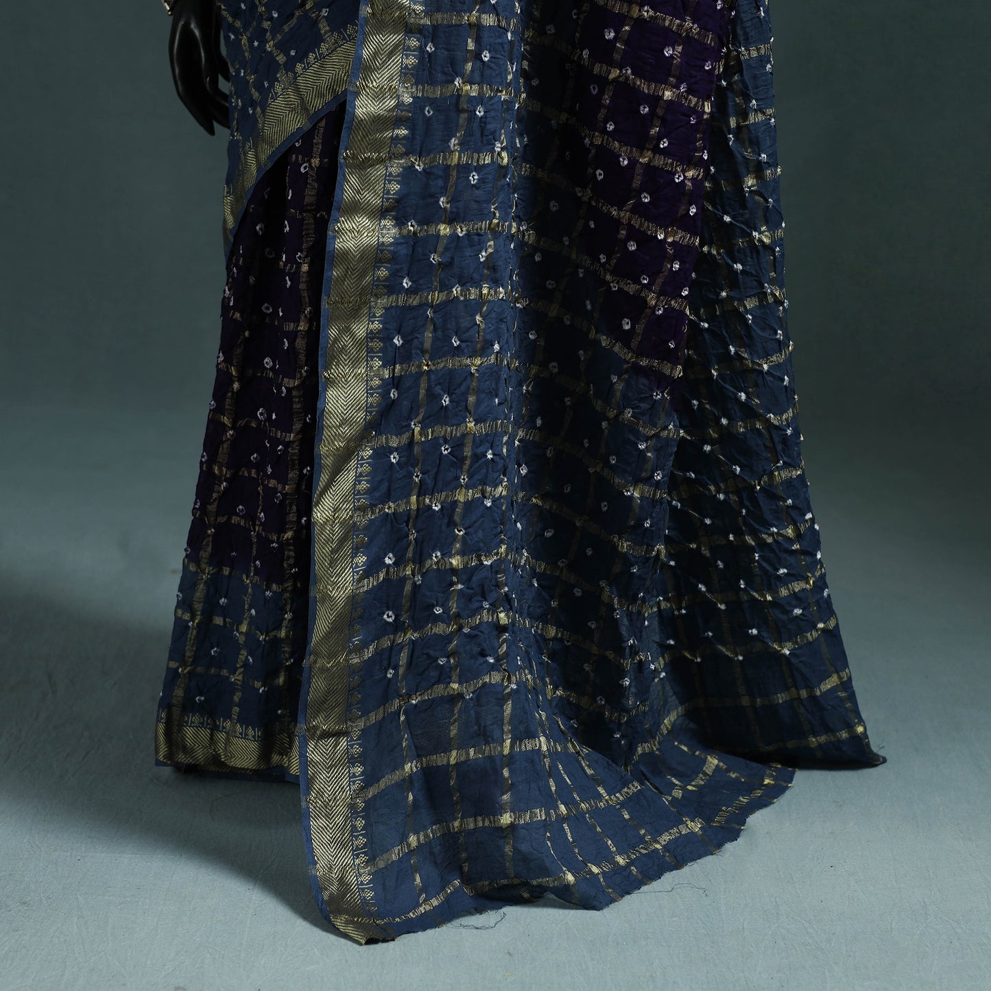 Kutch Tie-Dye Bandhani Cotton Saree with Blouse Piece 08