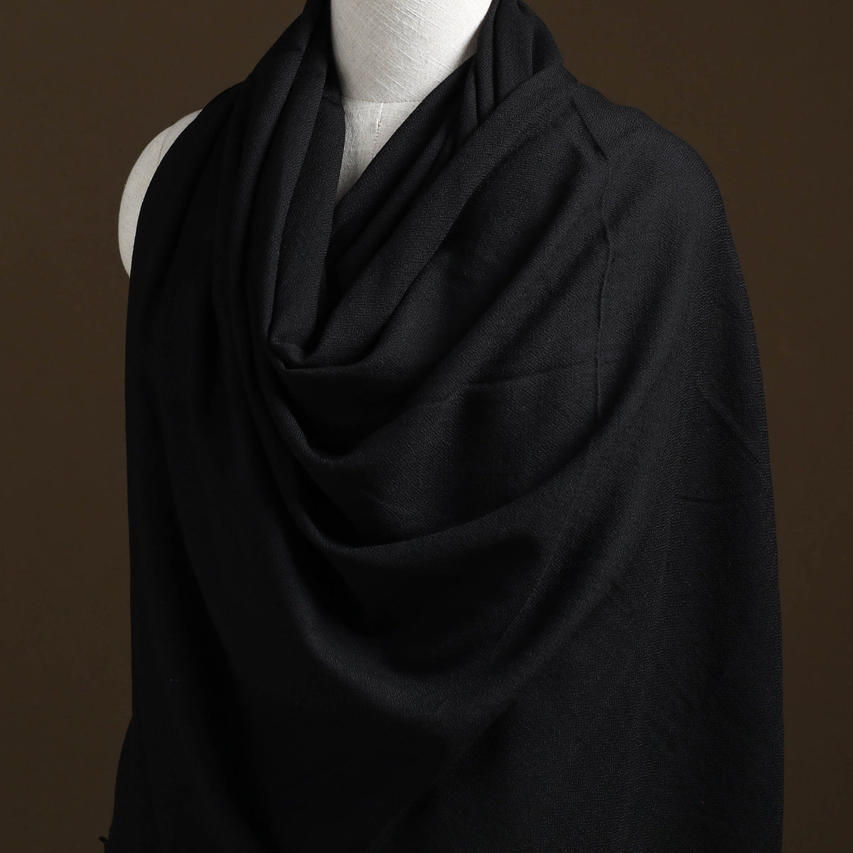 Black - Kumaun Handwoven Pure Merino Wool Shawl 02