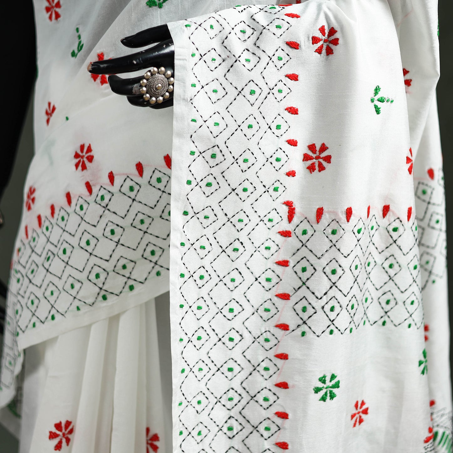 White - Bengal Nakshi Kantha Hand Embroidered Silk Saree 30
