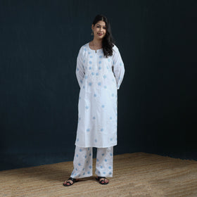 White - Hand Embroidered Mul Cotton Chikankari Kurta with Palazzo Set for Women 37