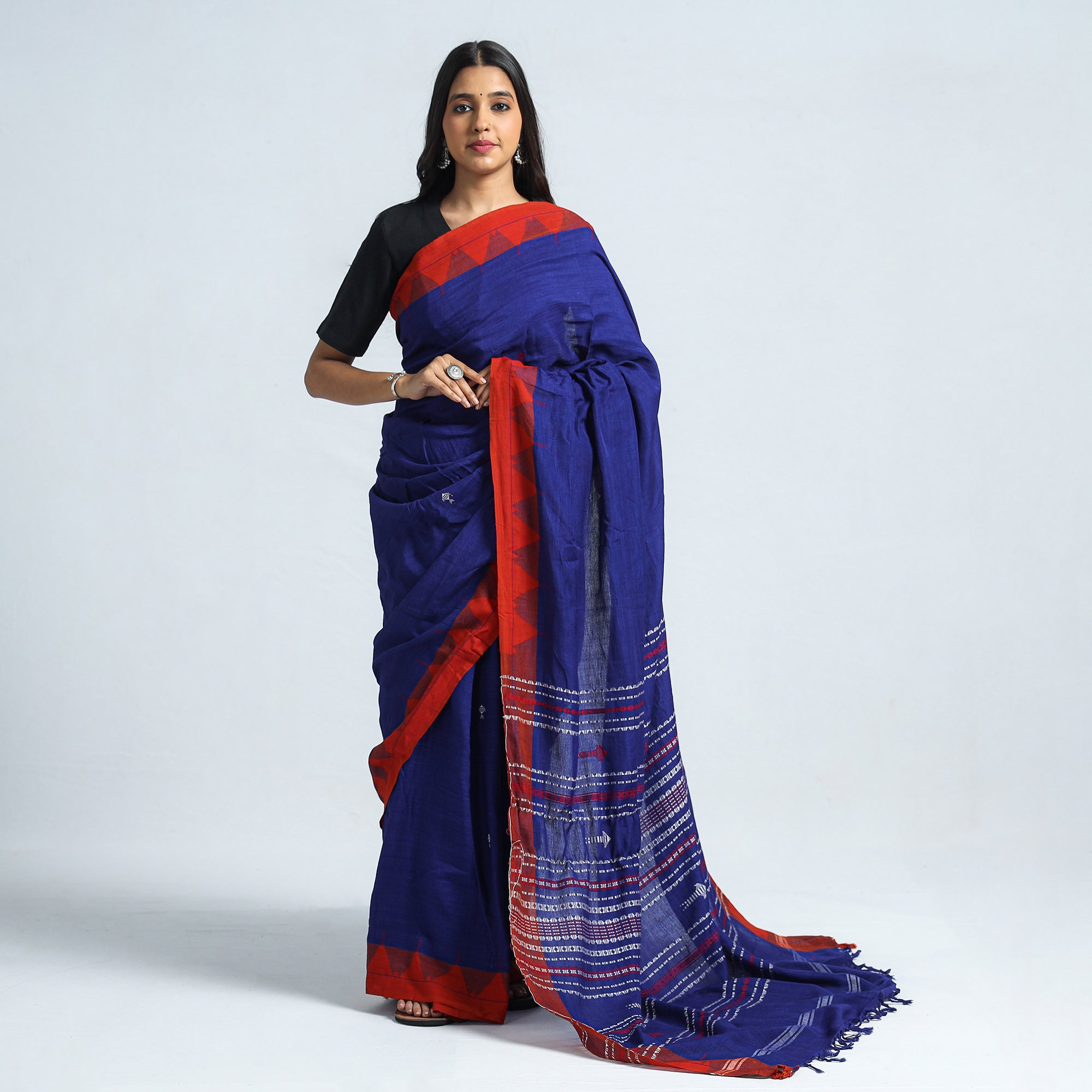 iTokri.com - ☘ Nandana Print Double Dabu Indigo Cotton Sarees from Tarapur  ☘ check collection - https://www.itokri.com/collections/nandana-block-print-textiles-online  | Facebook