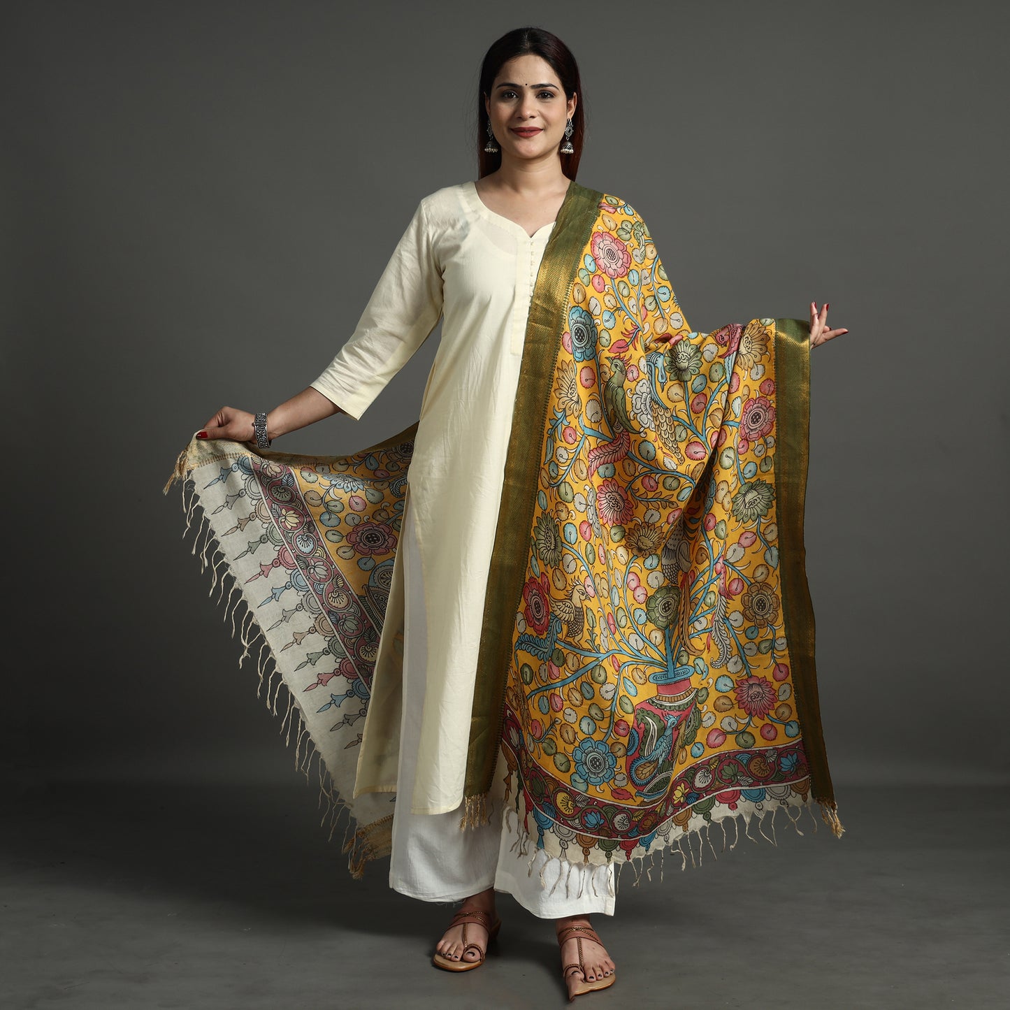 Kalamkari Handpainted Dupatta