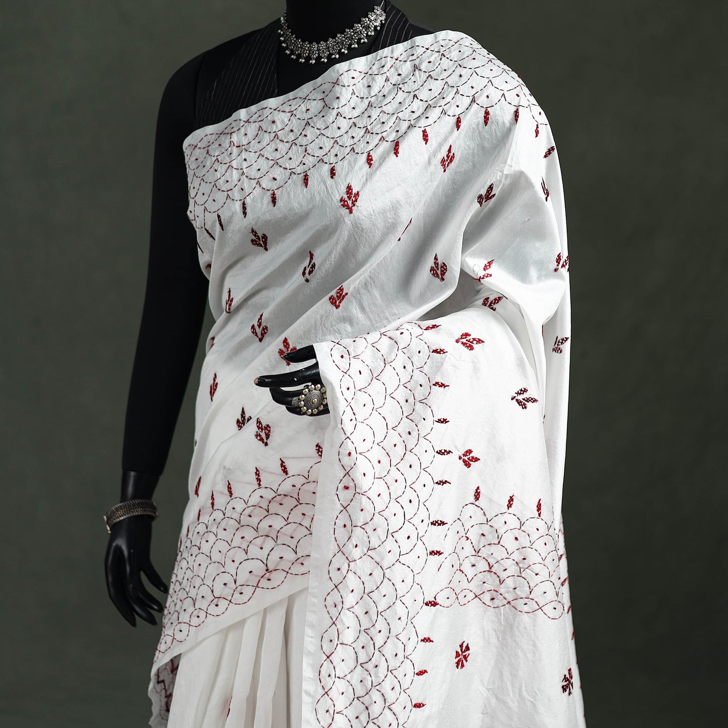 White - Bengal Nakshi Kantha Hand Embroidered Silk Saree 33
