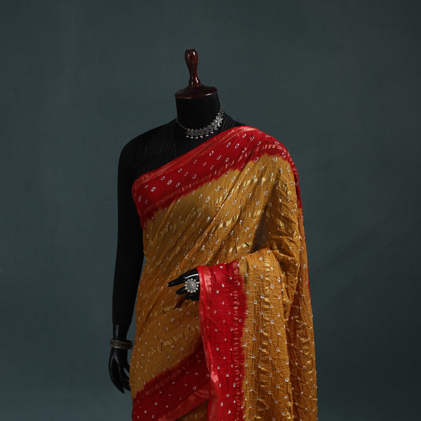 Kutch Tie-Dye Bandhani Cotton Saree with Blouse Piece 12