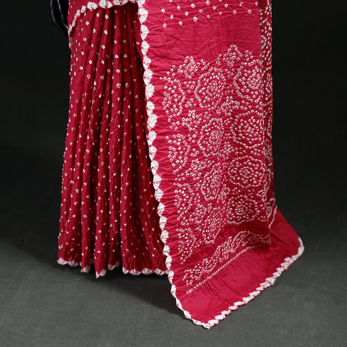 Kutch Bandhani Tie-Dye Cotton Saree 24