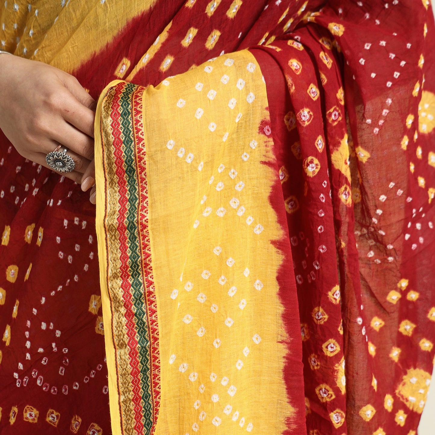 bandhani saree