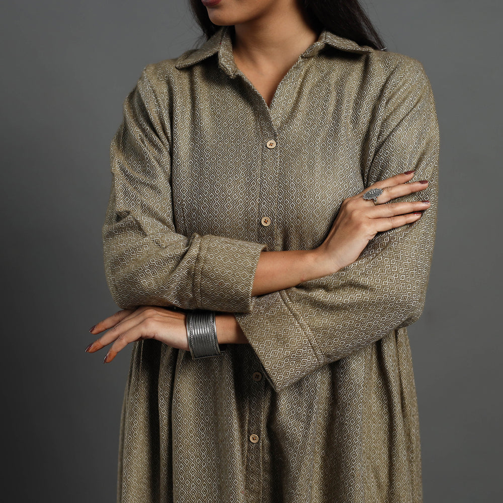 Zeenat Brown Plain Button Down Woollen Dress 09