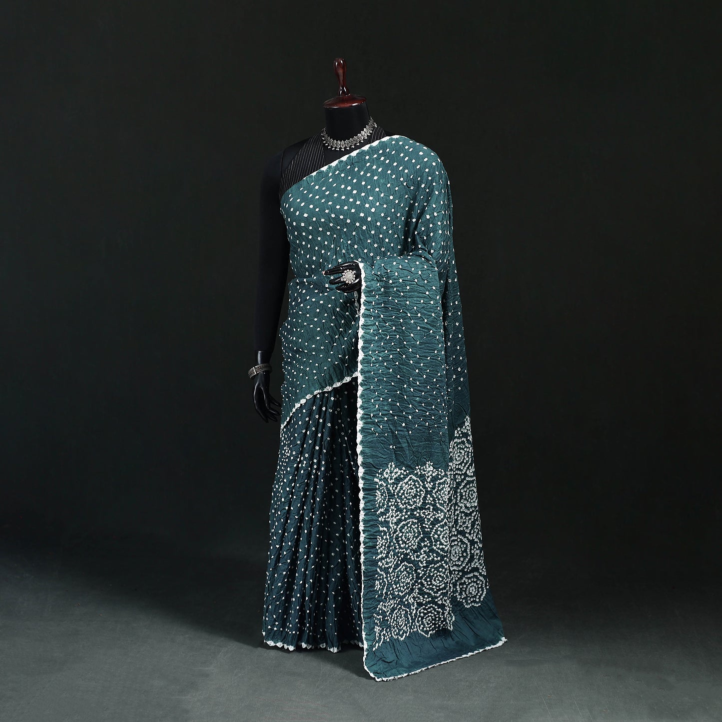 Kutch Bandhani Tie-Dye Cotton Saree 26