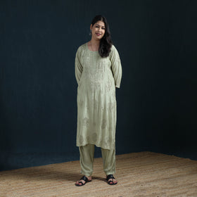 Green - Hand Embroidered Muslin Chikankari Kurta with Pant Set for Women 27