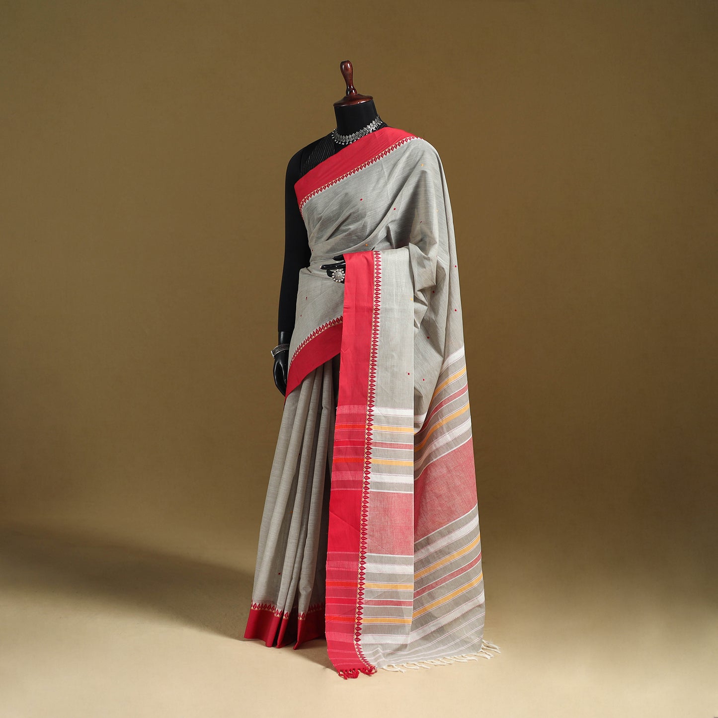 Bengal Handwoven Cotton Begumpuri Saree 26