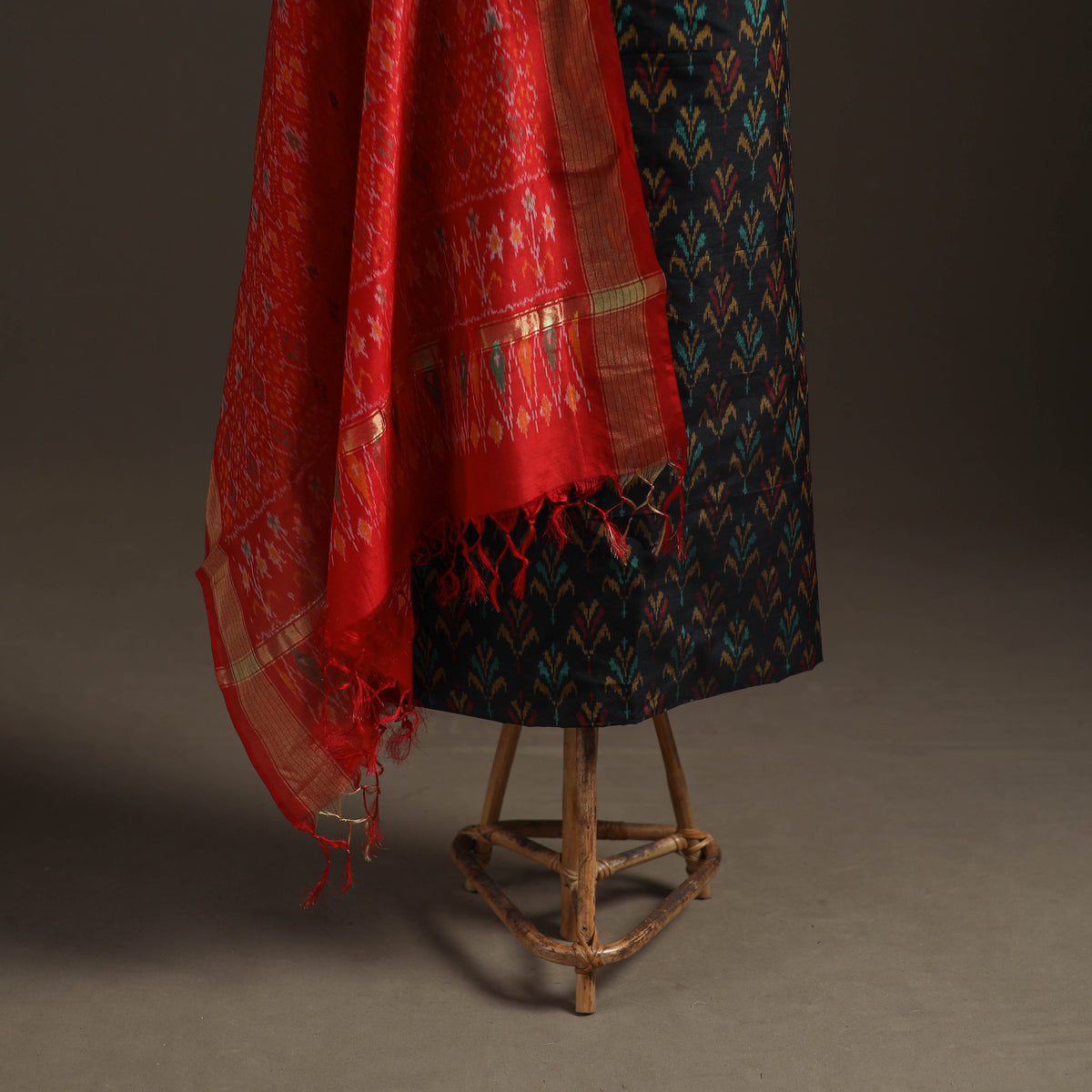 Pochampally Ikat Handloom Sico Unstitched Dress Material: Kurta with Dupatta 15