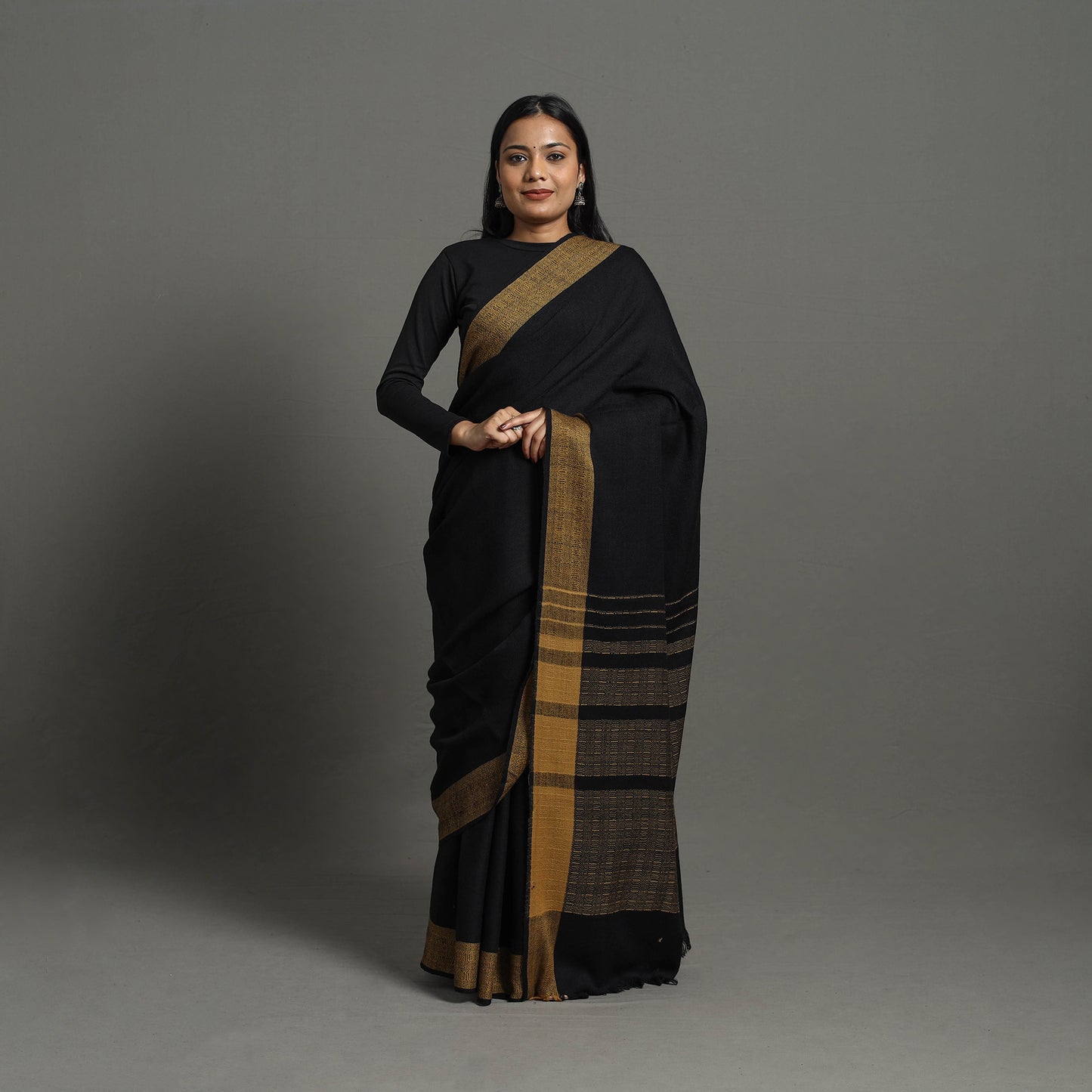 Black - Kumaun Handwoven Pure Merino Woolen Saree 07