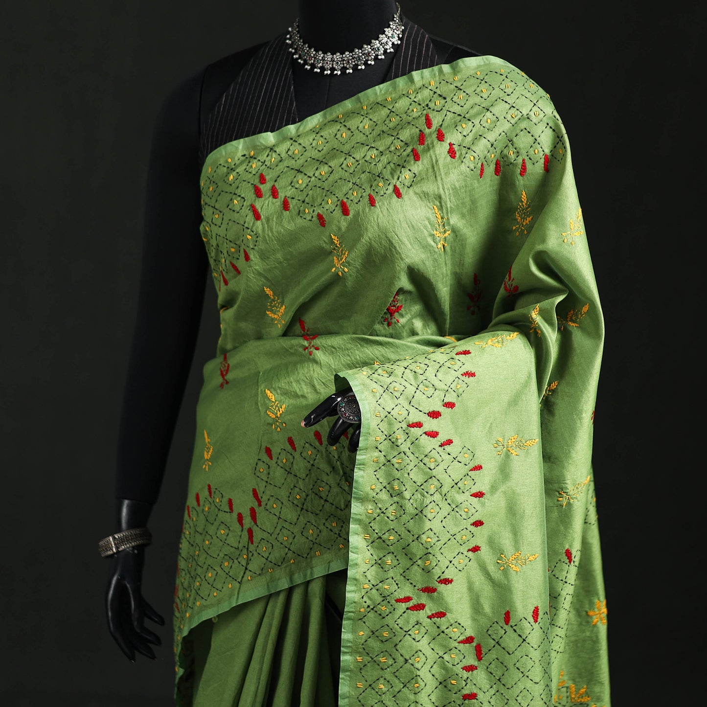 Hand Embroidered Silk Saree 72