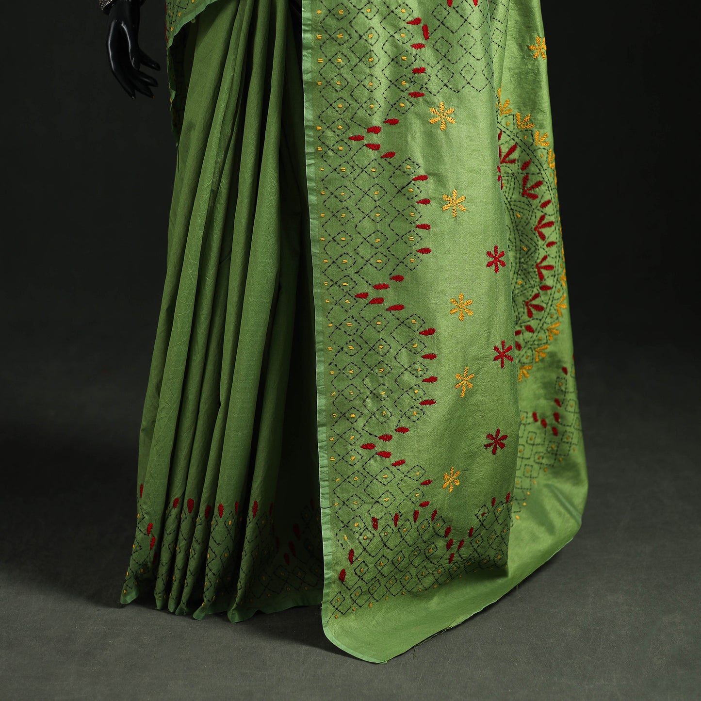 Hand Embroidered Silk Saree 72