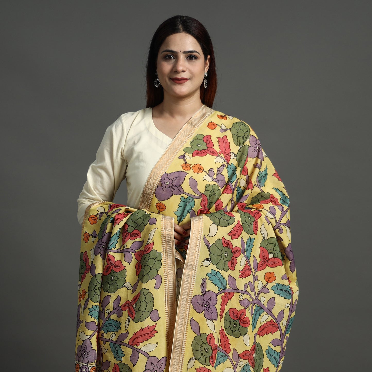 kalamkari handpainted dupatta