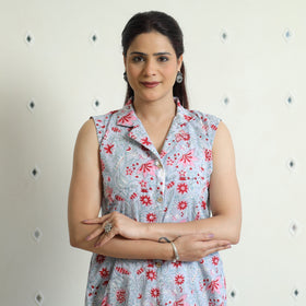 Buy Sanganeri Block Printed Cotton Collared Neck Buttoned Down Dress Online at iTokri.com