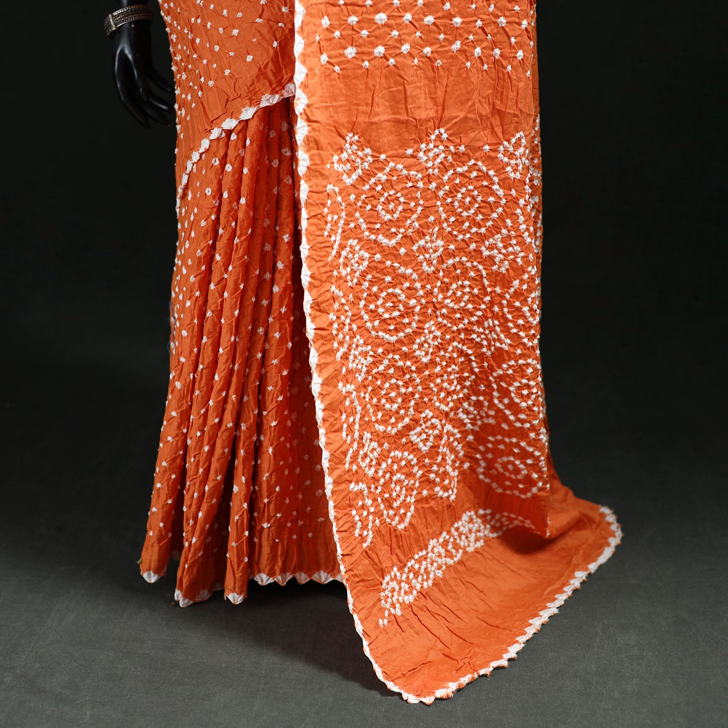 Kutch Bandhani Tie-Dye Cotton Saree 28