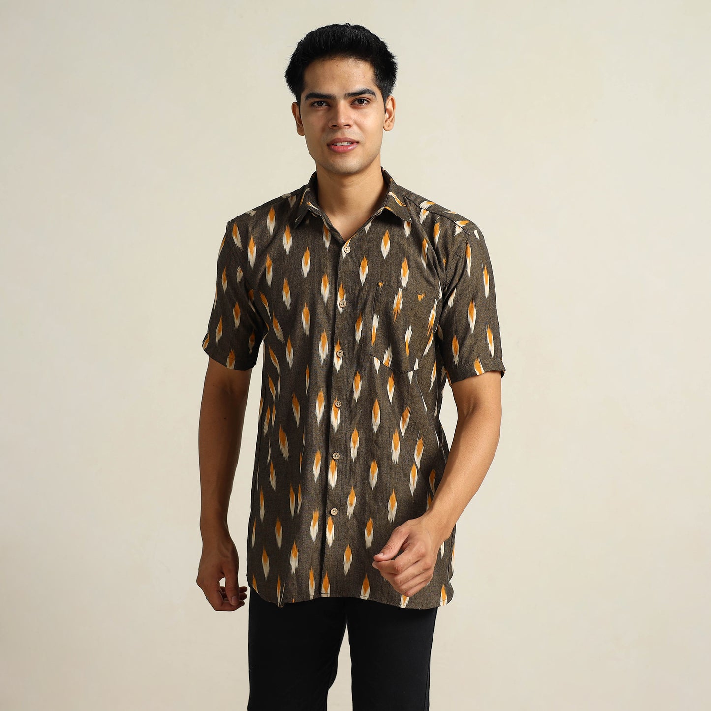 Buy Green Pochampally Ikat Weave Cotton Men Half Sleeve Shirt 03 Online at iTokri.com