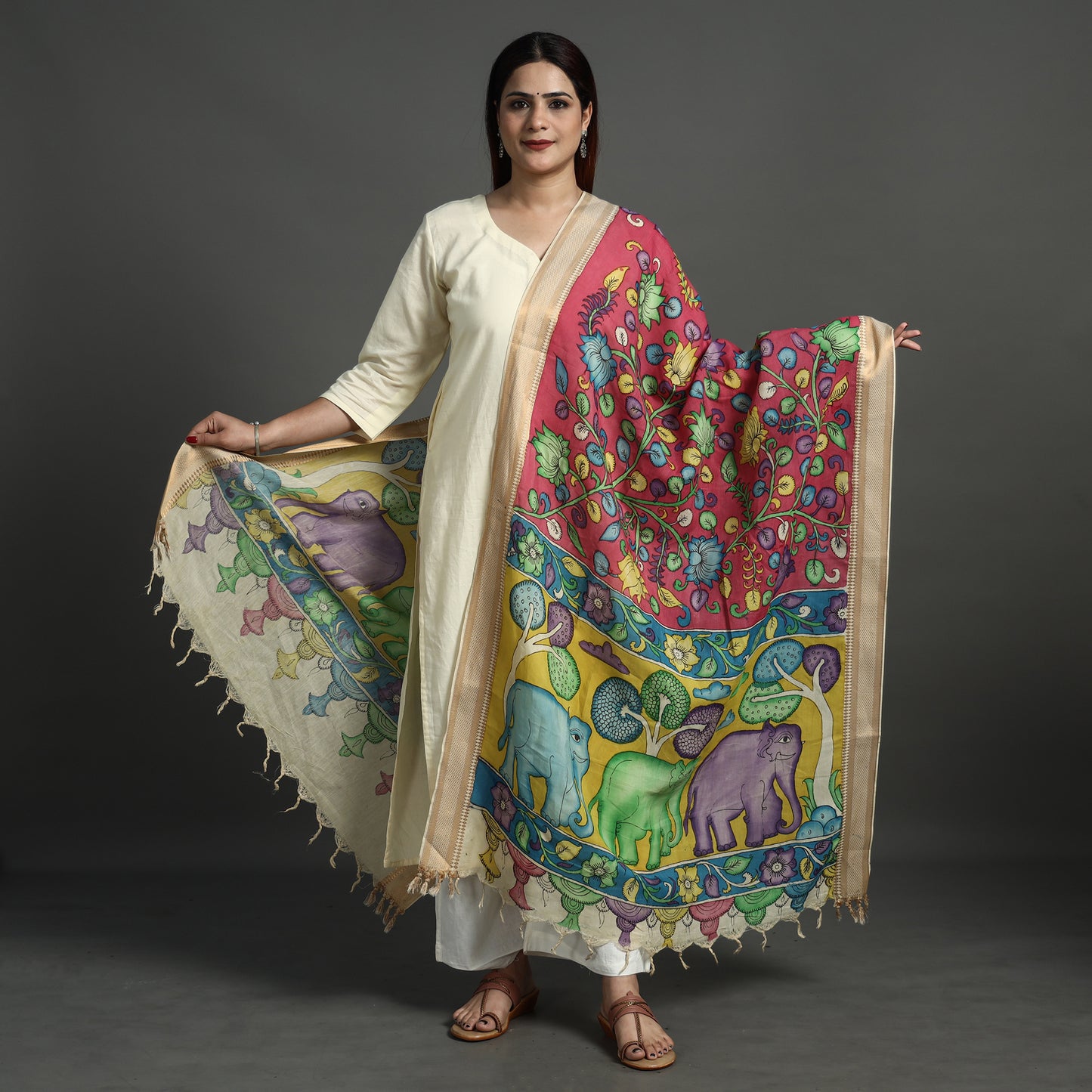 kalamkari handpainted dupatta