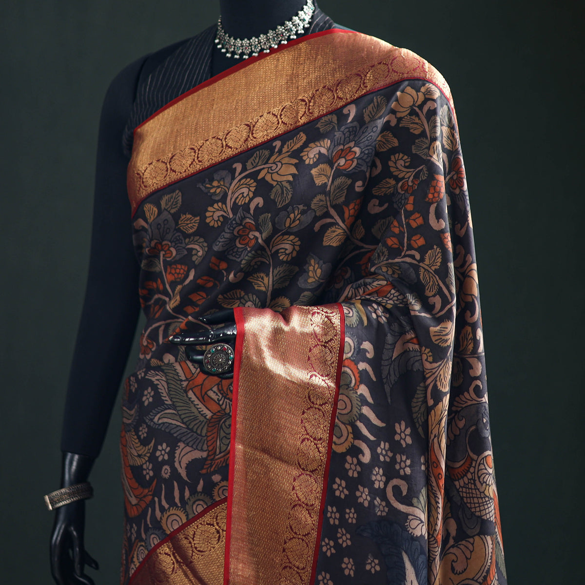 Kanjeevaram Pure Handloom Mulberry Silk Handpainted Srikalahasti Pen Kalamkari Saree with Zari Work 16