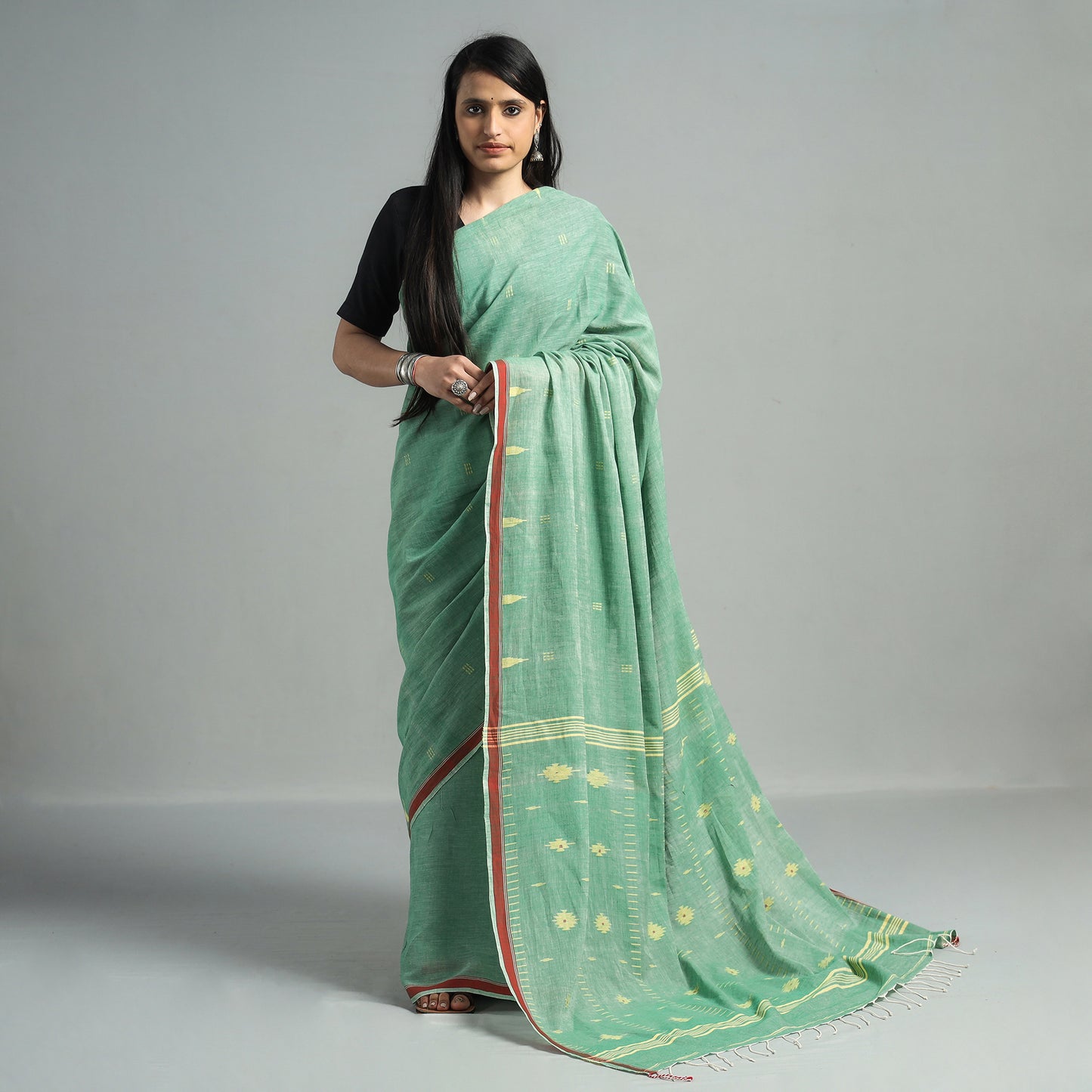 Green - Phulia Jamdani Handloom Cotton Saree with Tassels