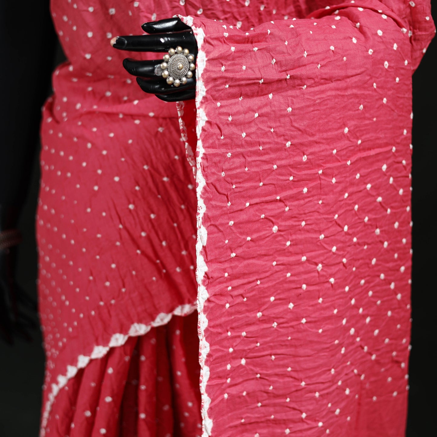 Kutch Bandhani Tie-Dye Cotton Saree 29
