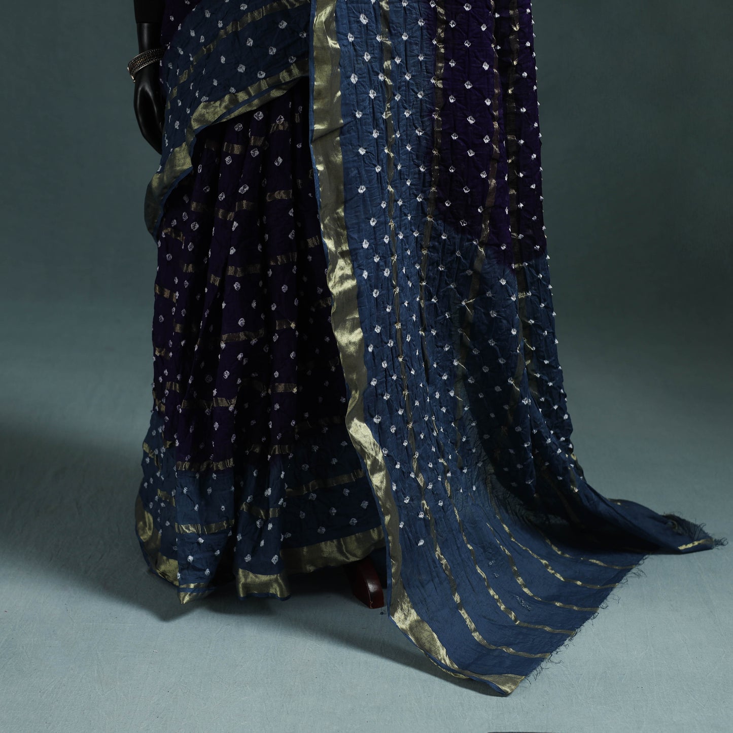 Kutch Tie-Dye Bandhani Cotton Saree with Blouse Piece 17