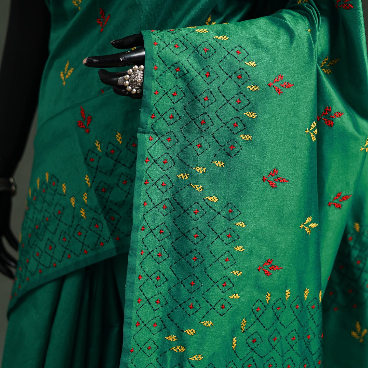 Green - Bengal Nakshi Kantha Hand Embroidered Silk Saree 39