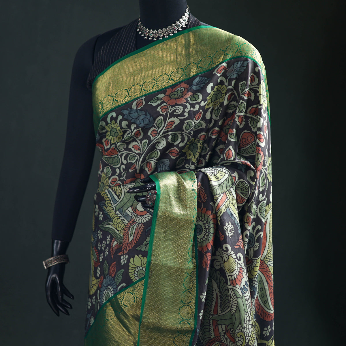 Kanjeevaram Pure Handloom Mulberry Silk Handpainted Srikalahasti Pen Kalamkari Saree with Zari Work 18