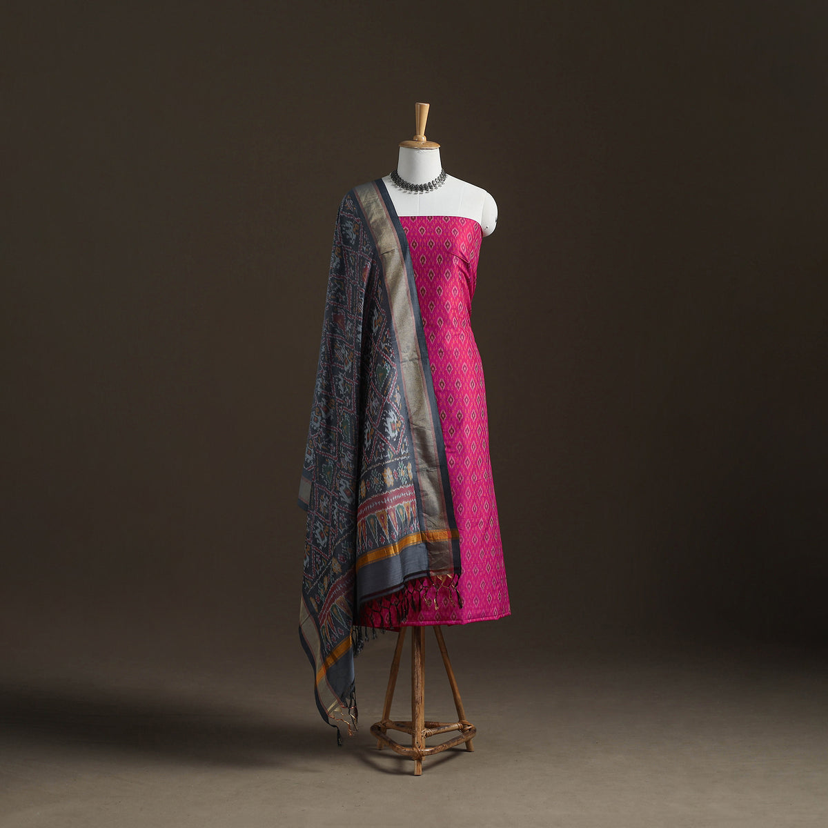 Pochampally Ikat Handloom Sico Unstitched Dress Material: Kurta with Dupatta 20