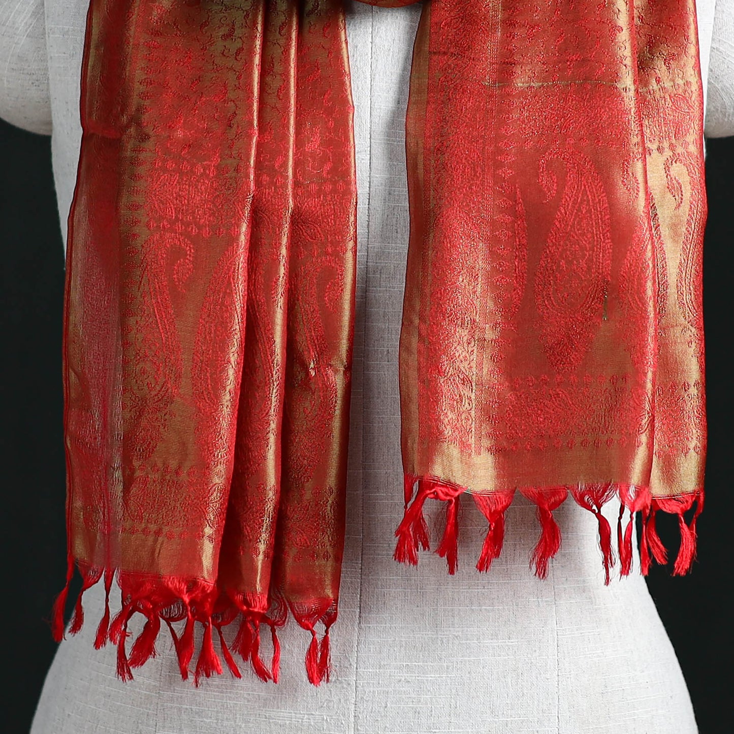 Handwoven Banarasi Pure Silk Stole with Tassels 08