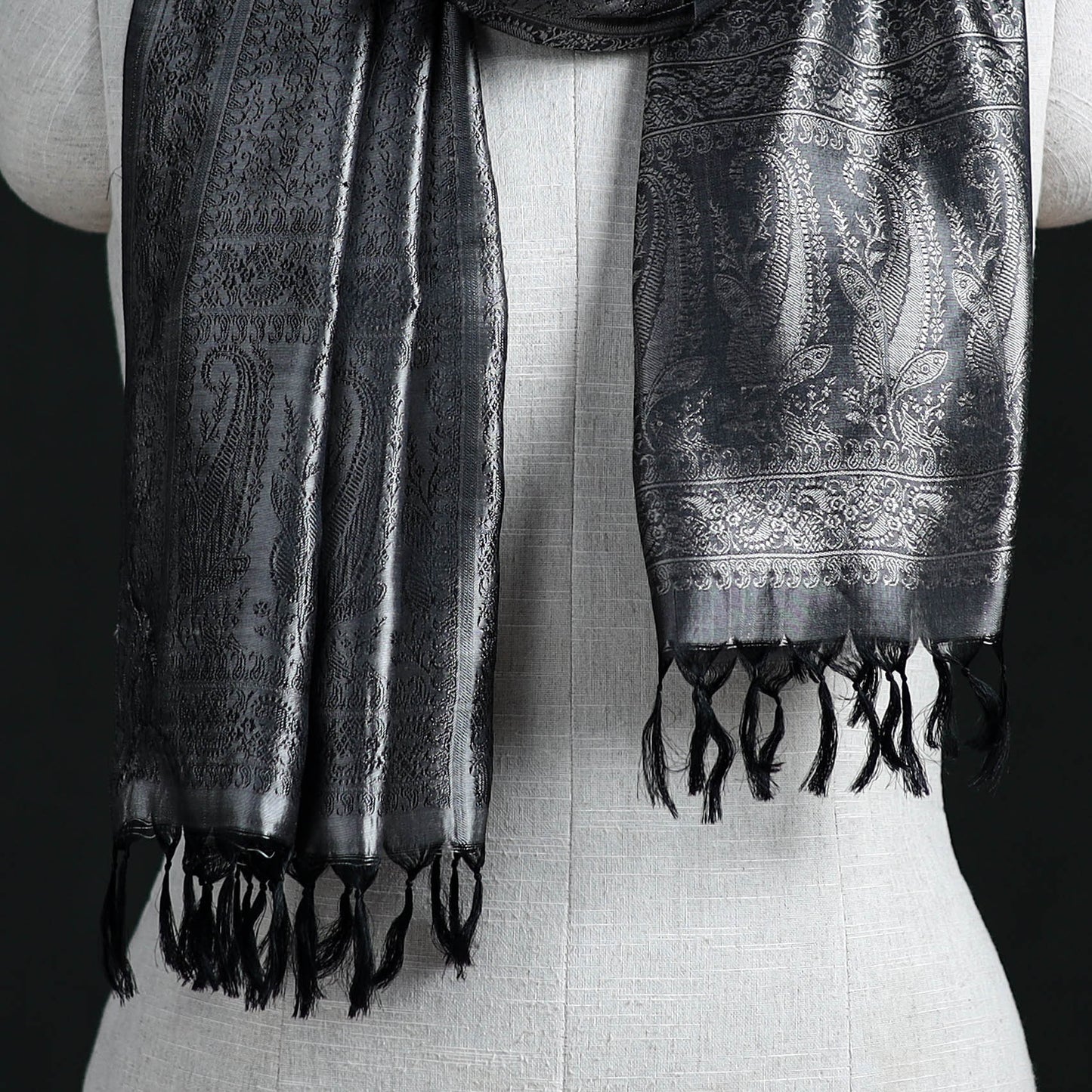 Handwoven Banarasi Pure Silk Stole with Tassels 02