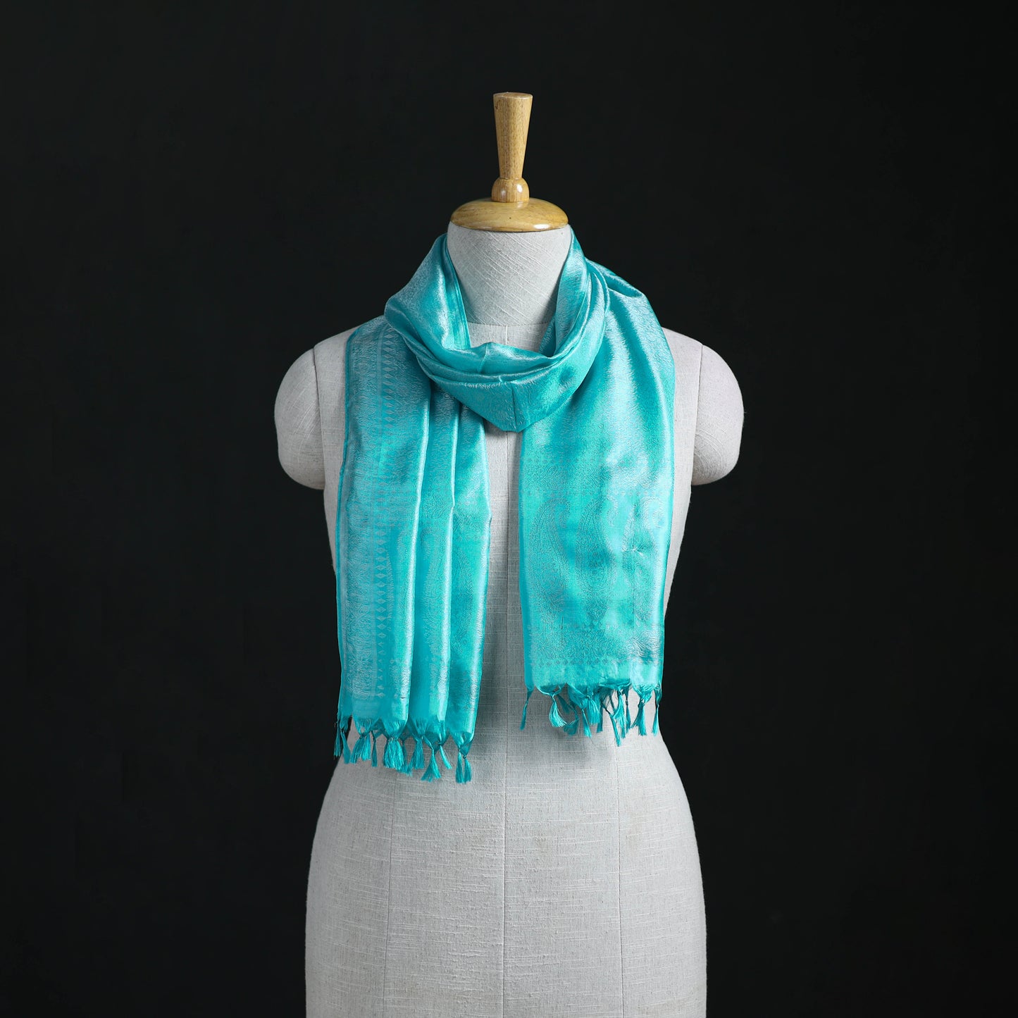 Handwoven Banarasi Pure Silk Stole with Tassels 03