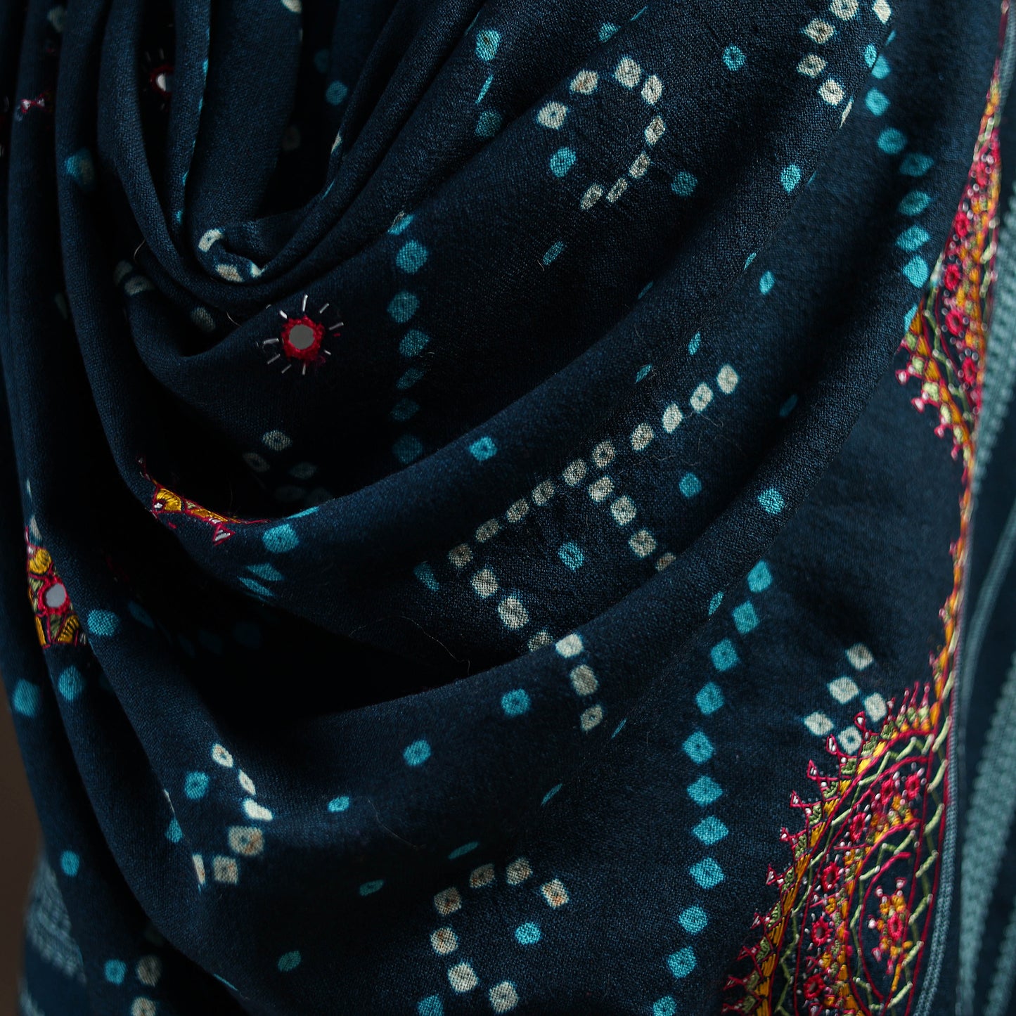 Kutch Bandhani Handwoven Neran Hand Embroidery Merino Wool Shawl 48